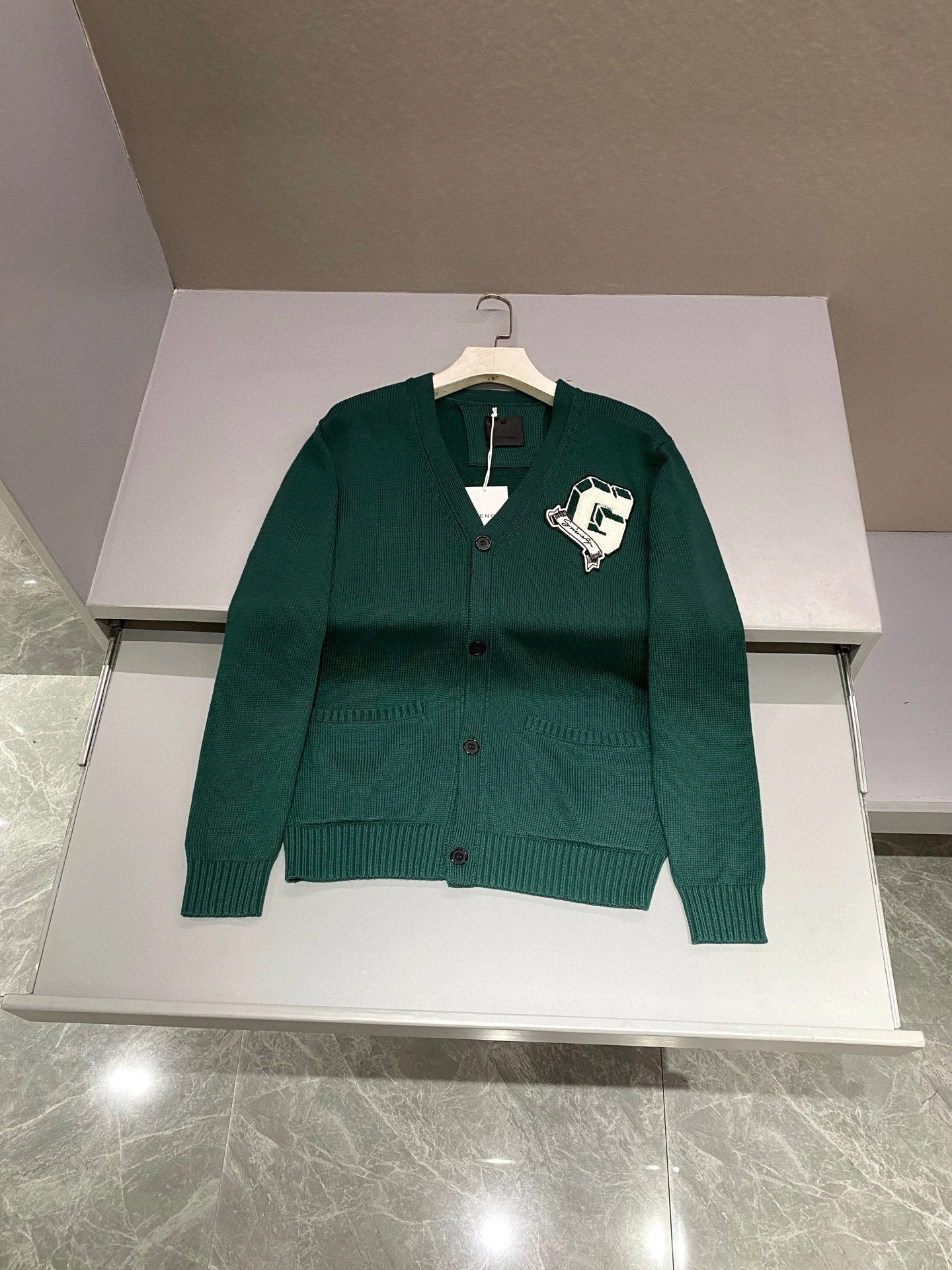 wg.luxury- 6iv593hy College item:E-F361D0312